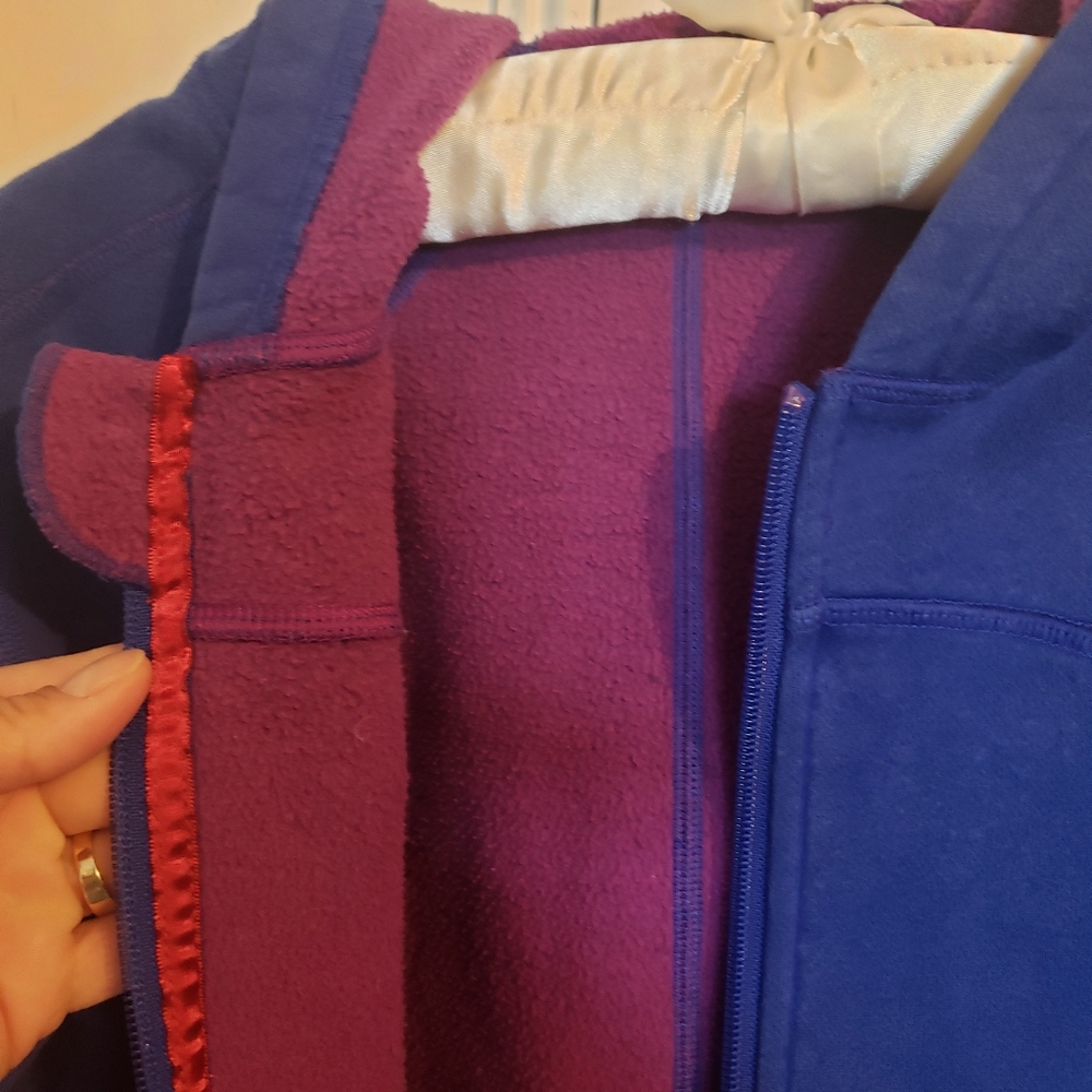 Lululemon scuba sweater